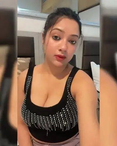 Call Girls Service Badod