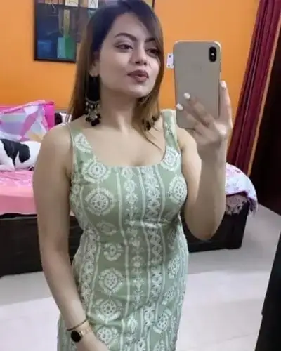 Call Girl in Badod